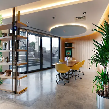 Ibis Styles Atasehir 4*