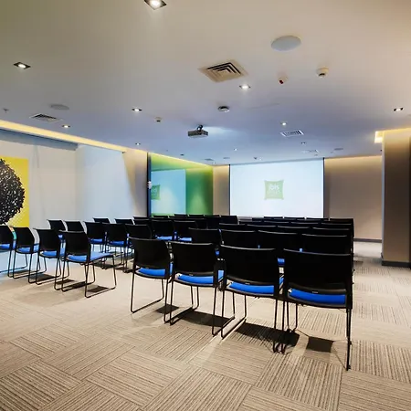 Ibis Styles Atasehir 4*