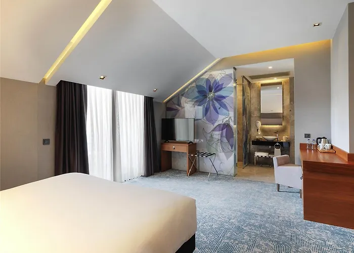 Ibis Styles Atasehir Hotel 4*