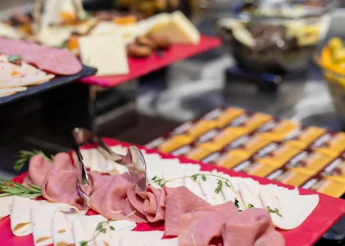 Ibis Styles Atasehir Hotel 4*