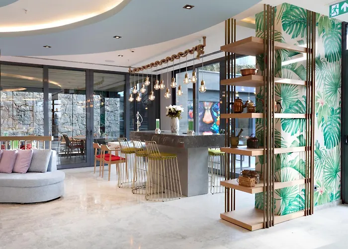 Ibis Styles Atasehir Отель