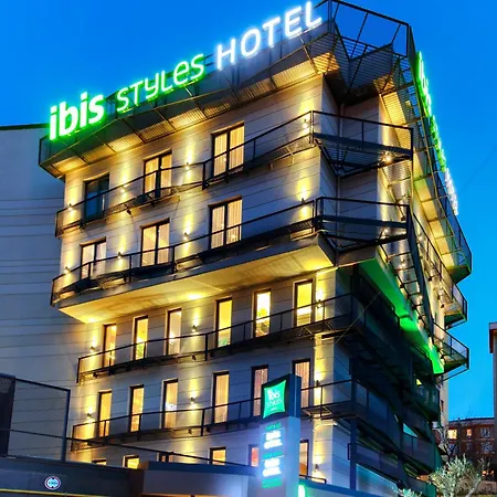 Ibis Styles Atasehir 4*