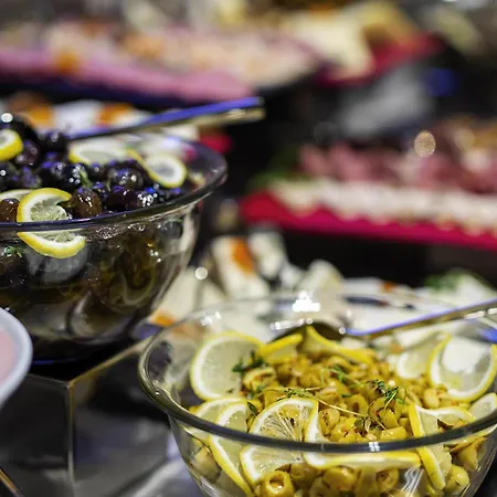 Ibis Styles Atasehir 4*